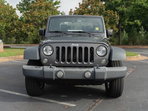 Used 2017 Jeep Wrangler Sport w/ Quick Order Package 24S AWD/4WD image 3