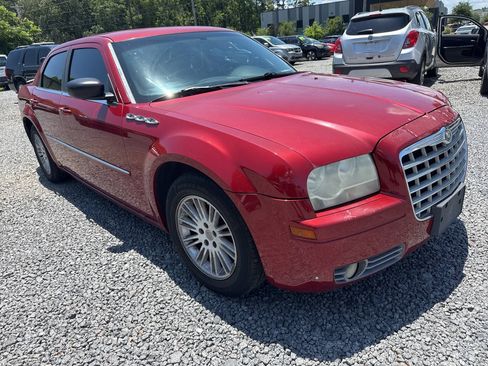 Used 2009 Chrysler 300 LX RWD image 1