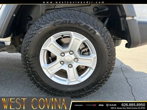 Used 2022 Jeep Wrangler Unlimited Sport AWD/4WD image 34