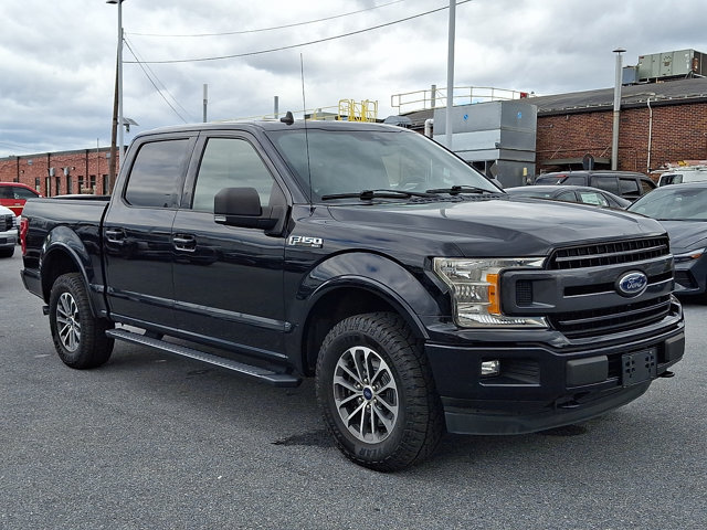 Used 2020 Ford F150 XLT w/ Equipment Group 302A Luxury AWD/4WD image 3