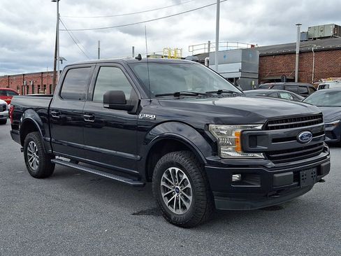 Used 2020 Ford F150 XLT w/ Equipment Group 302A Luxury AWD/4WD image 3