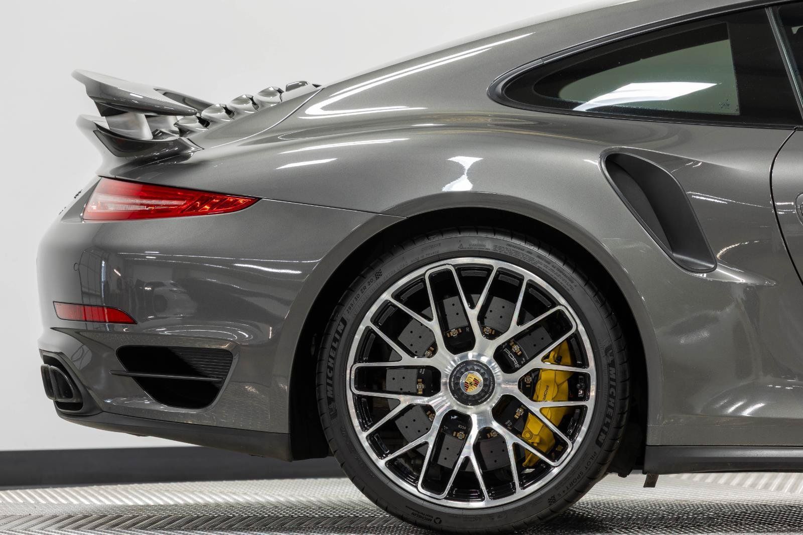Used 2015 Porsche 911 Turbo S AWD/4WD image 21
