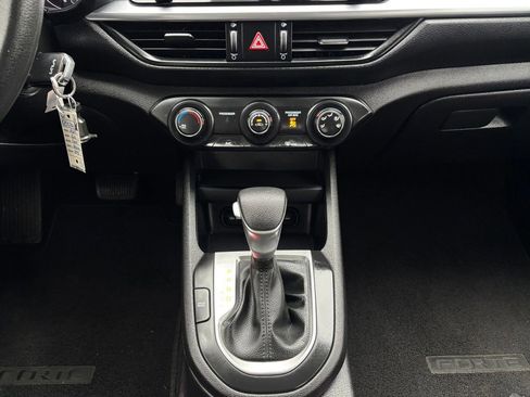 Used 2023 Kia Forte LX image 20