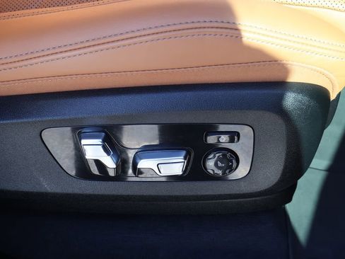 Used 2023 BMW X5 xDrive40i w/ Luxury Seating Package image 45