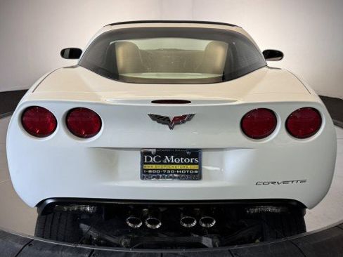 Used 2011 Chevrolet Corvette Coupe w/ Preferred Equipment Group RWD image 25
