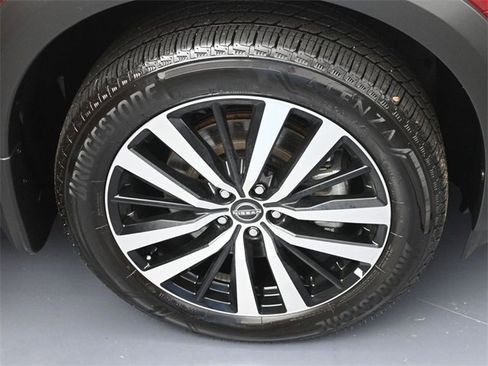 Used 2025 Nissan Pathfinder Platinum image 6