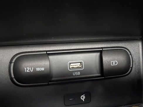 Used 2022 Kia Telluride SX image 12