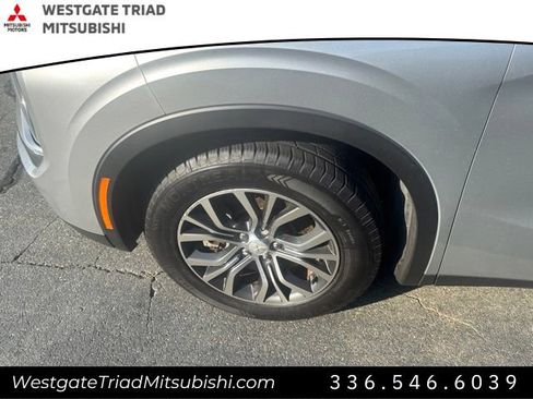 Used 2022 Mitsubishi Outlander ES FWD image 4