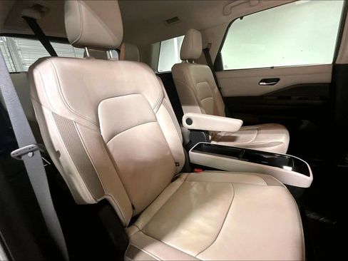 Used 2023 Nissan Pathfinder SL w/ SL Premium Package image 36