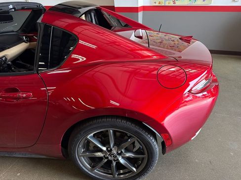 Used 2019 MAZDA MX-5 Miata RF Grand Touring w/ Interior Package image 95
