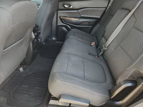 Used 2019 GMC Acadia SLE image 30