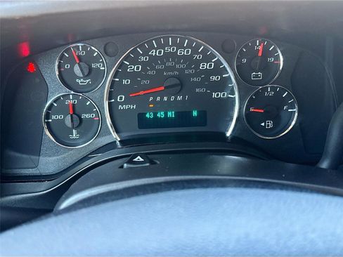 Used 2023 Chevrolet Express 3500 LT w/ LT Preferred Equipment Group image 12