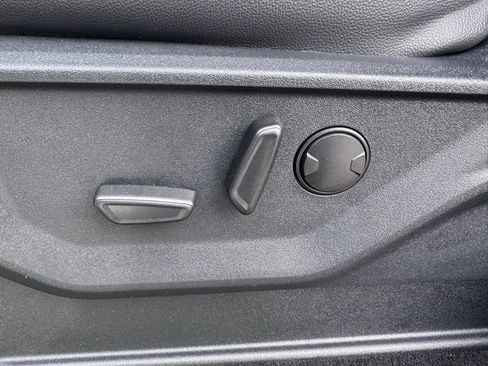 Used 2025 Ford F450 Lariat image 27