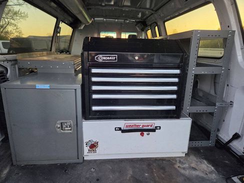 Used 2013 Ford E-350 and Econoline 350 Extended Super Duty w/ PWR Group RWD image 25