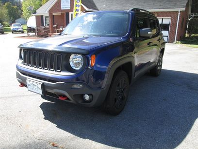 Used 2018 Jeep Renegade Trailhawk w/ UConnect 8.4 Nav Group