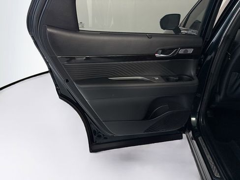 Used 2023 Hyundai Palisade Calligraphy w/ Cargo Package image 28