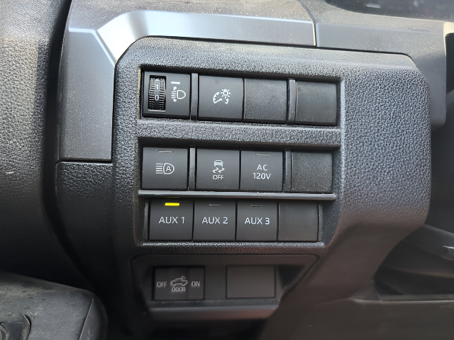 Used 2024 Toyota Tacoma TRD Off-Road w/ TRD Off Road Upgrade Package AWD/4WD image 22
