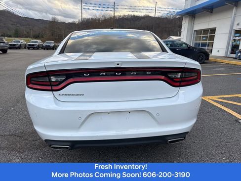 Used 2022 Dodge Charger SXT image 7