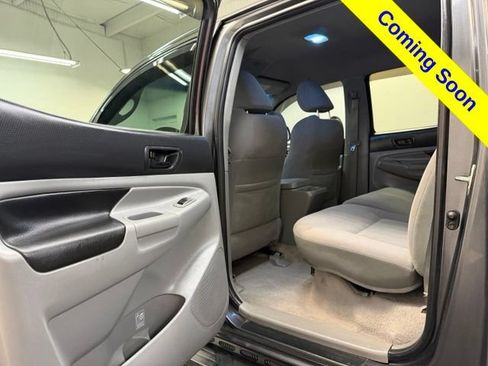Used 2010 Toyota Tacoma 4x4 Double Cab w/ TRD Sport Pkg image 20