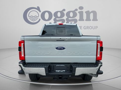 New 2026 Ford F250 Lariat w/ Chrome Package AWD/4WD image 4