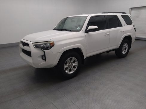 Used 2017 Toyota 4Runner SR5 image 2