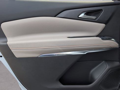 New 2026 Chevrolet Traverse LT w/ Driver Confidence Package image 14