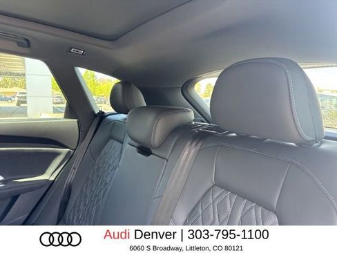 Used 2025 Audi SQ5 Premium Plus image 16