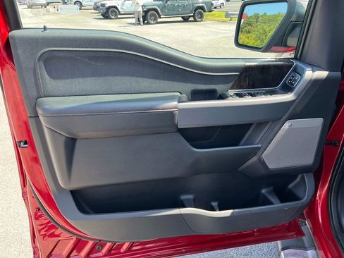 Used 2023 Ford F150 Lariat image 23