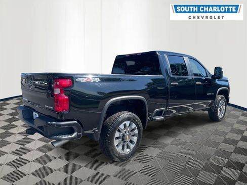 Used 2024 Chevrolet Silverado 2500 Custom w/ Custom Value Package AWD/4WD image 4