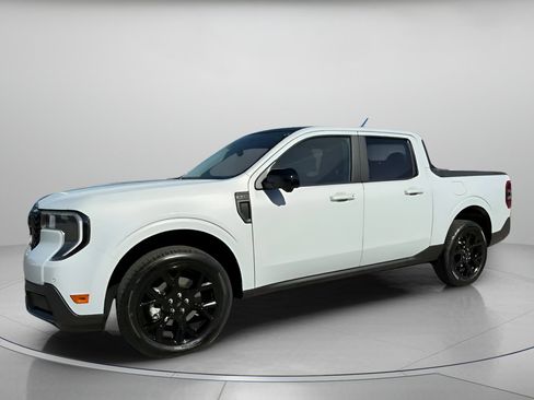 New 2026 Ford Maverick Lariat w/ Black Appearance Package image 13
