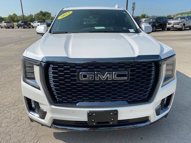 Used 2023 GMC Yukon Denali Ultimate AWD/4WD image 9