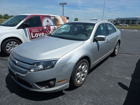 Used 2011 Ford Fusion SE w/ 201A Rapid Spec Order Code FWD image 1