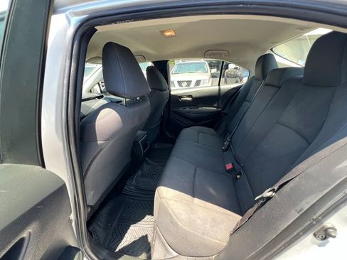 Used 2020 Toyota Corolla LE FWD image 16