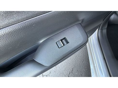 New 2026 Toyota Prius Plug-In Hybrid FWD image 37