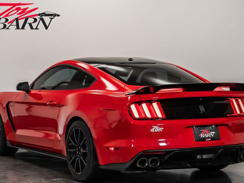 Used 2016 Ford Mustang Shelby GT350 w/ Technology Package image 3