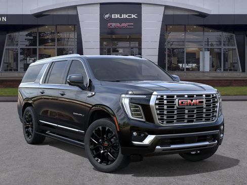 New 2026 GMC Yukon XL Denali w/ Denali Reserve Package image 7