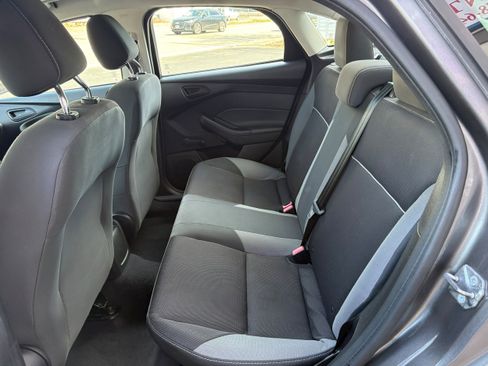 Used 2014 Ford Focus S FWD image 10