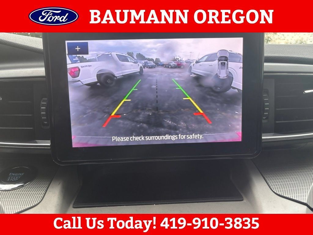Used 2024 Ford Explorer XLT w/ Equipment Group 202A AWD/4WD image 25