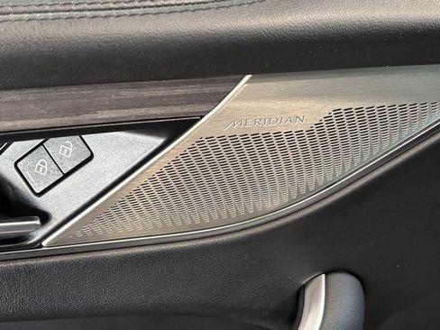 Used 2021 Jaguar F-PACE S image 17