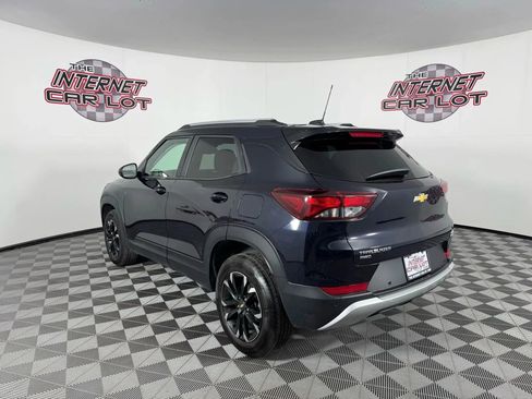 Used 2021 Chevrolet TrailBlazer LT w/ Convenience Package image 5