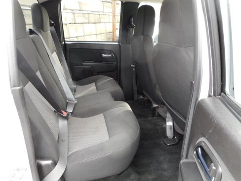 Used 2011 Chevrolet Colorado LT image 24