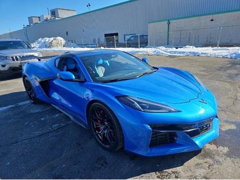 Used 2024 Chevrolet Corvette Z06 image 6