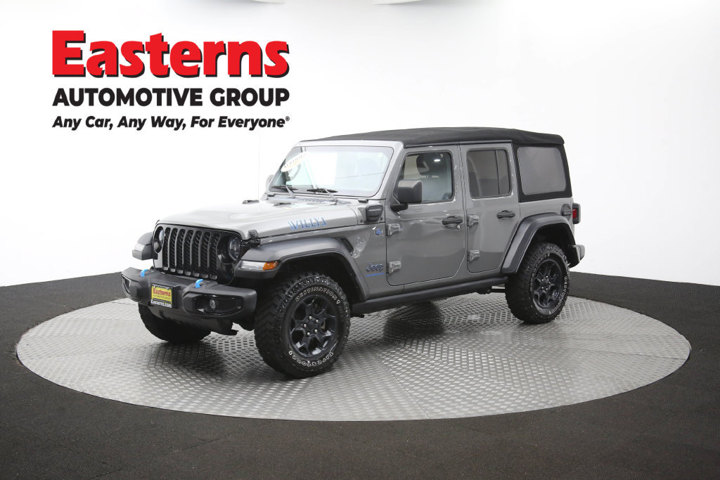 Used 2023 Jeep Wrangler Unlimited w/ Cold Weather Group AWD/4WD image 59