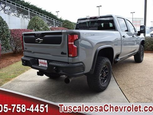 Used 2024 Chevrolet Silverado 2500 ZR2 w/ ZR2 Bison Edition image 10