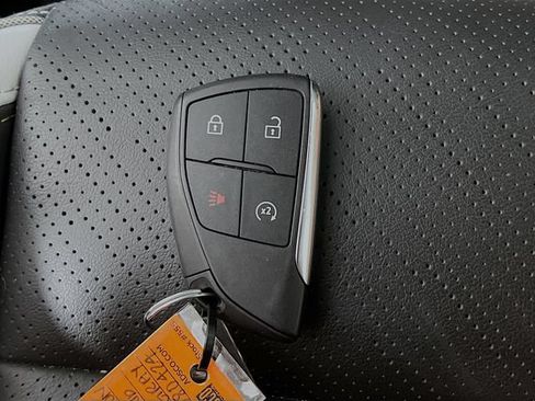 Used 2025 Buick Envision Sport Touring AWD/4WD image 15