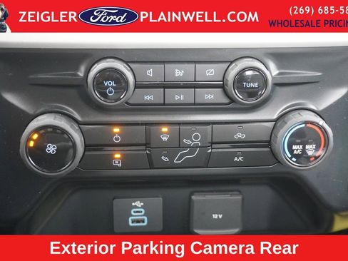 Used 2024 Ford F250 XL w/ FX4 Off-Road Package image 12