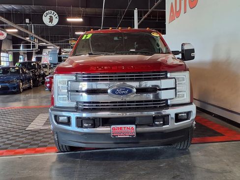 Used 2017 Ford F350 Lariat w/ Lariat Ultimate Package AWD/4WD image 2