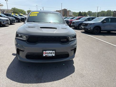 Used 2022 Dodge Durango R/T w/ Blacktop Package AWD/4WD image 4
