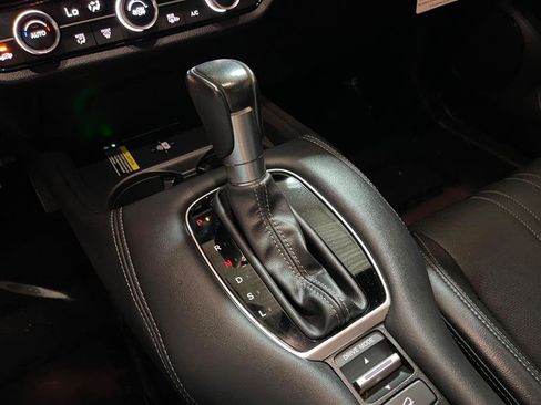 Used 2024 Honda HR-V EX-L image 23