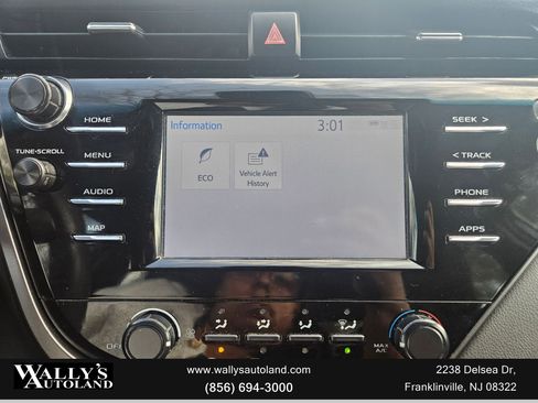 Used 2019 Toyota Camry LE image 18